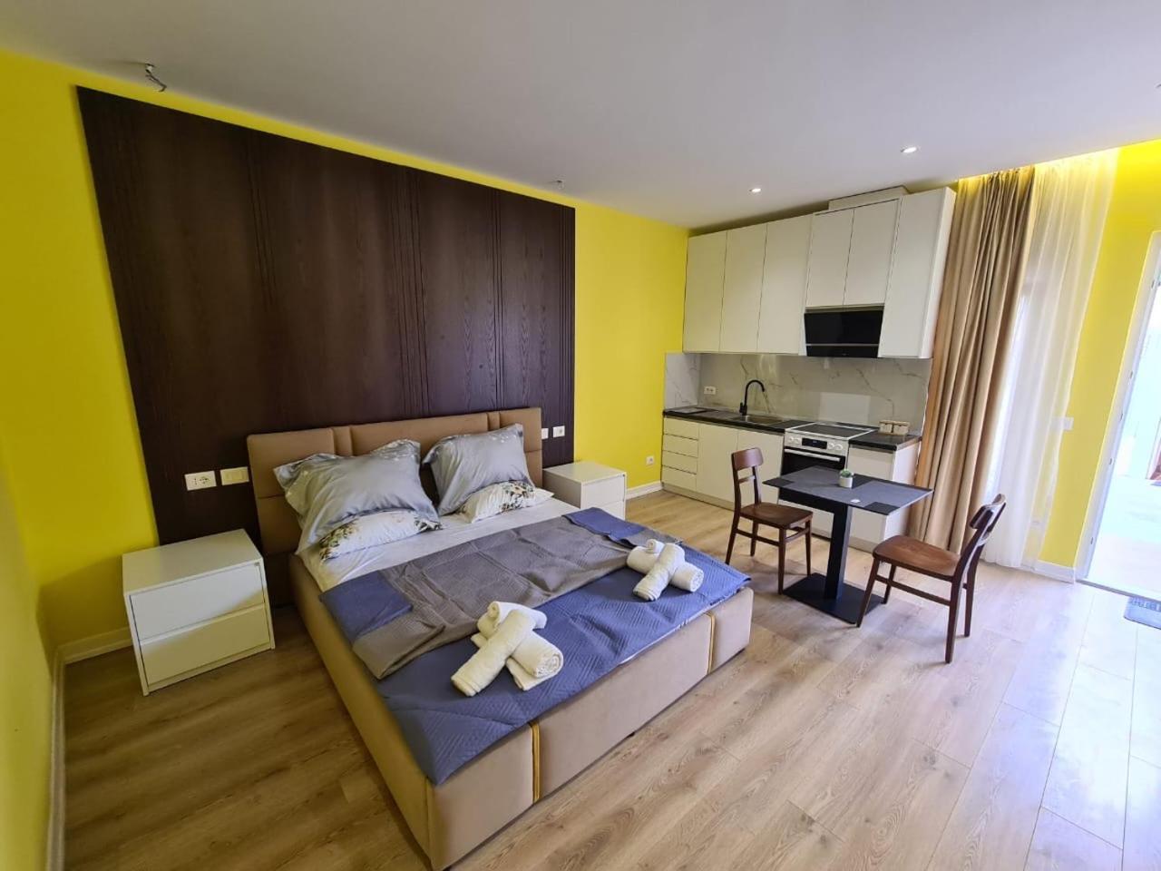 Tirana Center Apartaments Esterno foto