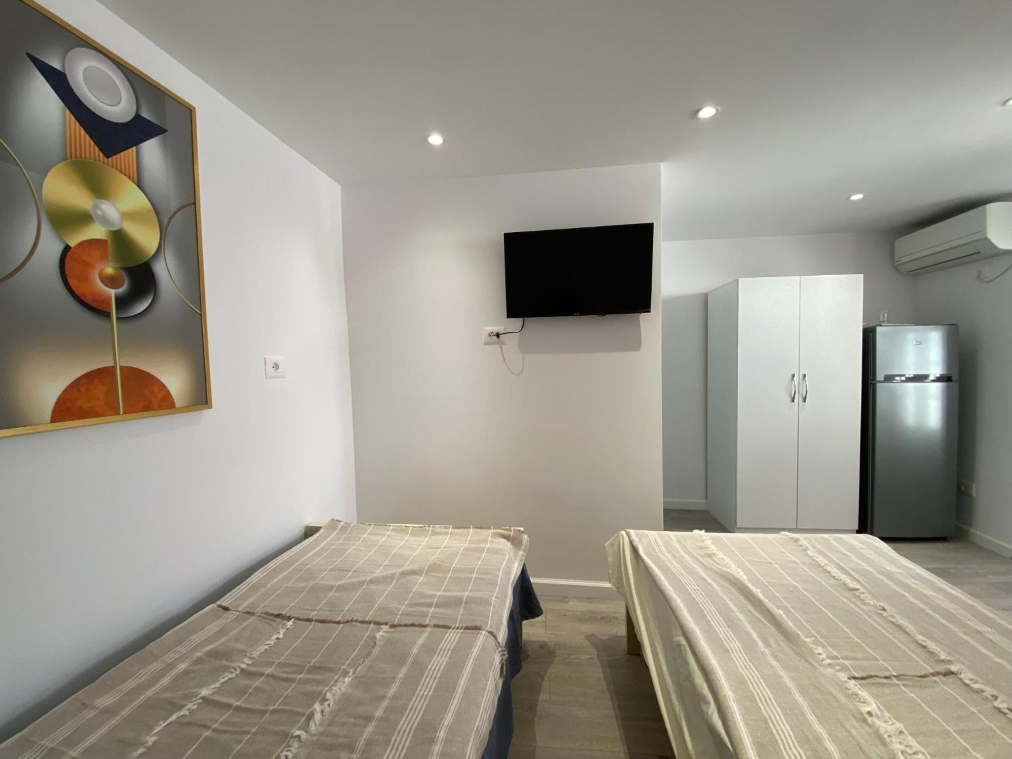 Tirana Center Apartaments Esterno foto